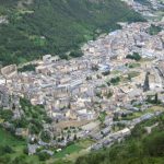 Andorra La Vella, capital d’Andorra, país situat entre Espanya i França.