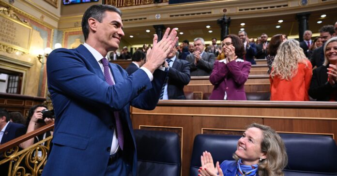 Pedro Sánchez tras ser investido el jueves 16 de noviembre (La Moncloa/Flickr)